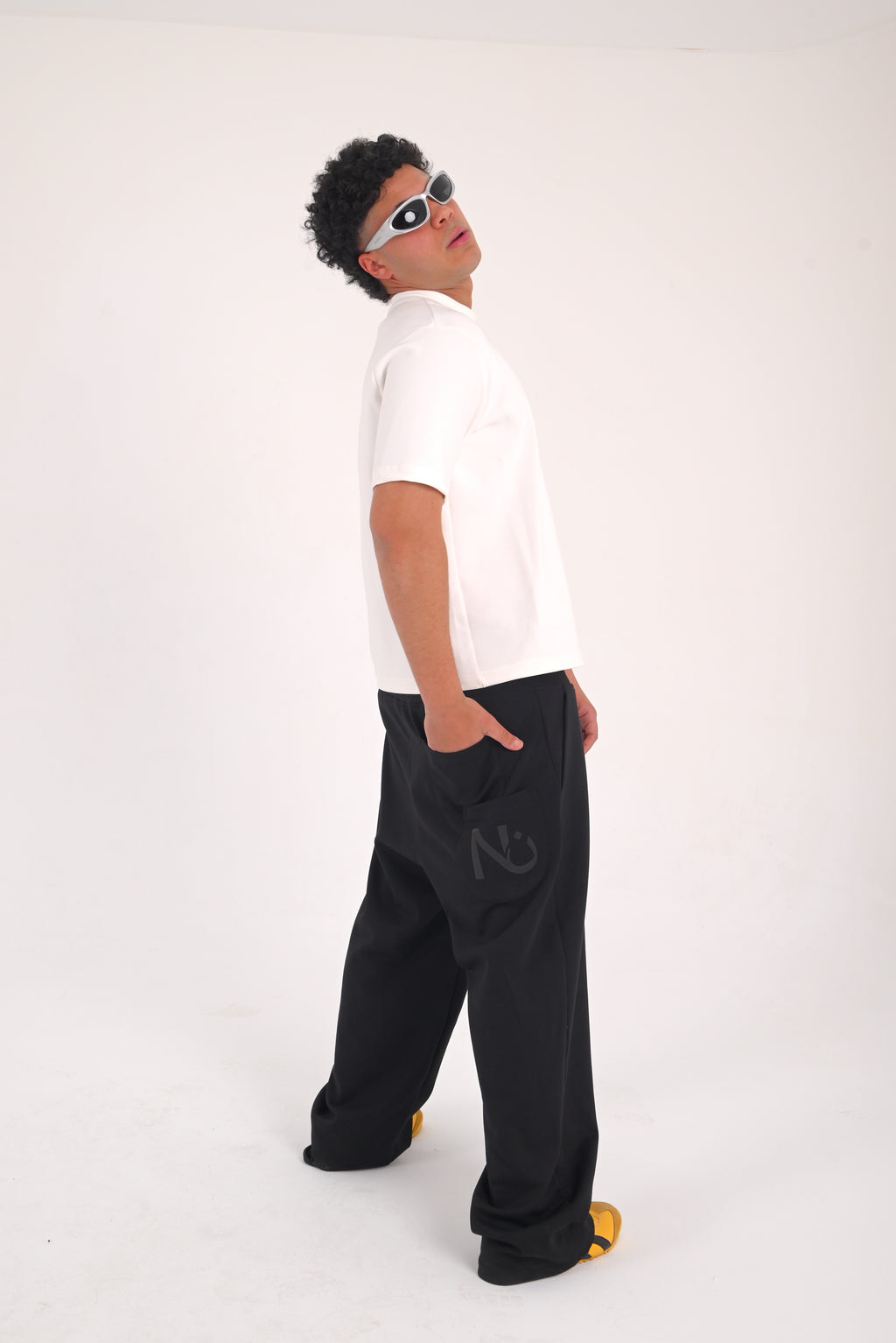 Double BackPocket Oversized-Black Sweatpants